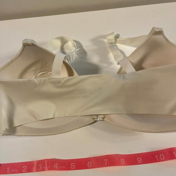 barely there Bra Large White Front closure Wirefree - Picture 5 of 6
